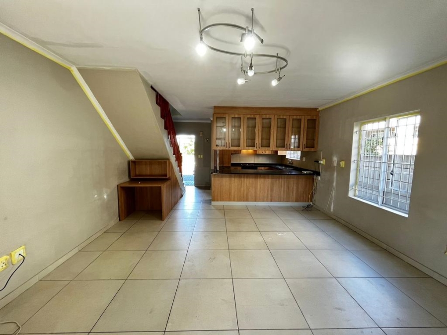 To Let 3 Bedroom Property for Rent in Vredekloof Heights Western Cape